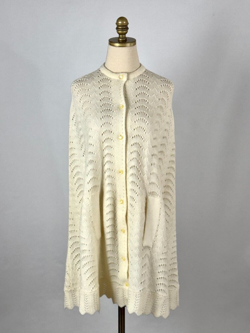 Vtg 70s Sherry Gale Cream Knit Sweater Cape Poncho Button Front Arm Holes Boho